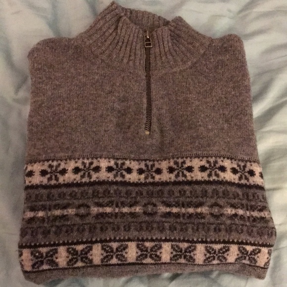 Eddie Bauer lambs wool gray sweater - Picture 4 of 7